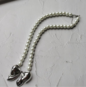 Silver Bow Necklace