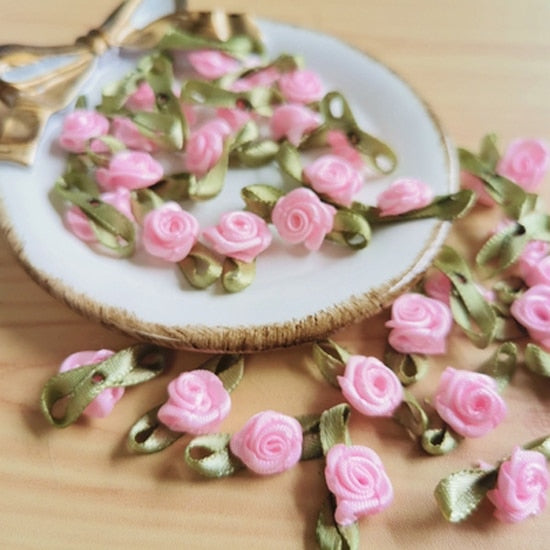 100 Piece Mini Rose Set