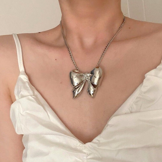 Silver Bow Necklace